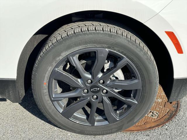 new 2024 Chevrolet Equinox car, priced at $33,230