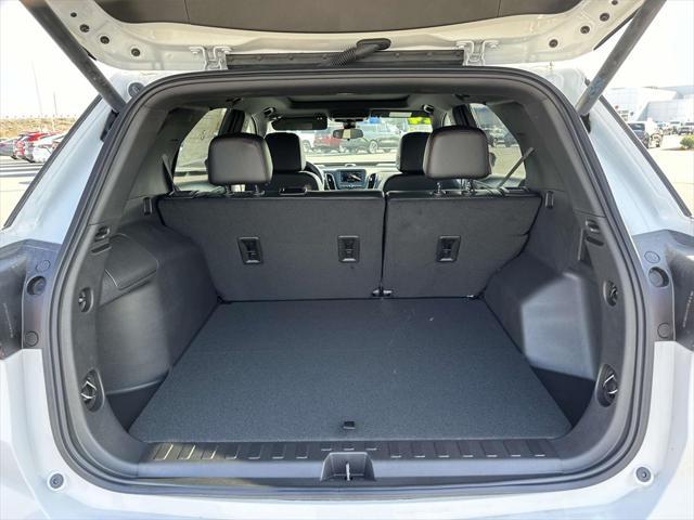 new 2024 Chevrolet Equinox car, priced at $33,230