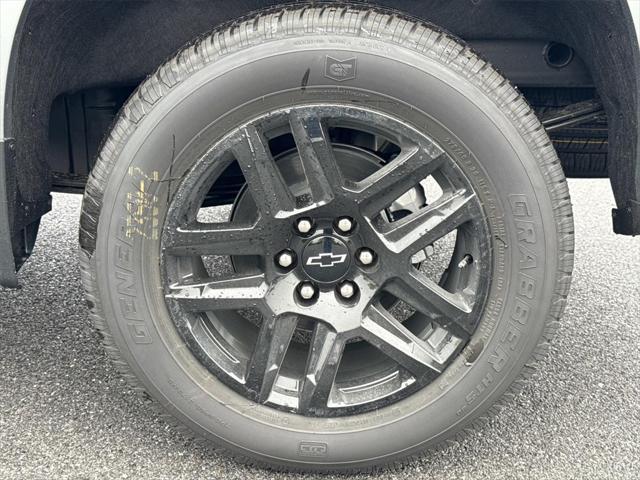 new 2025 Chevrolet Silverado 1500 car, priced at $48,675