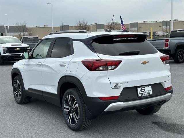 new 2025 Chevrolet TrailBlazer car, priced at $27,175