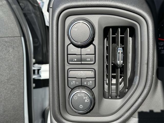 new 2025 Chevrolet Silverado 1500 car, priced at $52,474