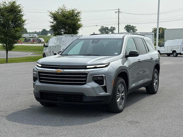 new 2025 Chevrolet Traverse car, priced at $43,195