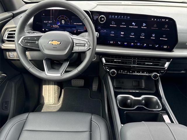 new 2025 Chevrolet Traverse car, priced at $43,195