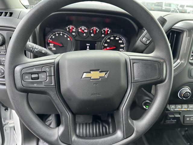 new 2024 Chevrolet Silverado 1500 car, priced at $43,605