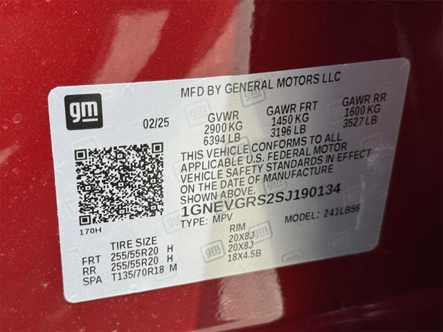 new 2025 Chevrolet Traverse car