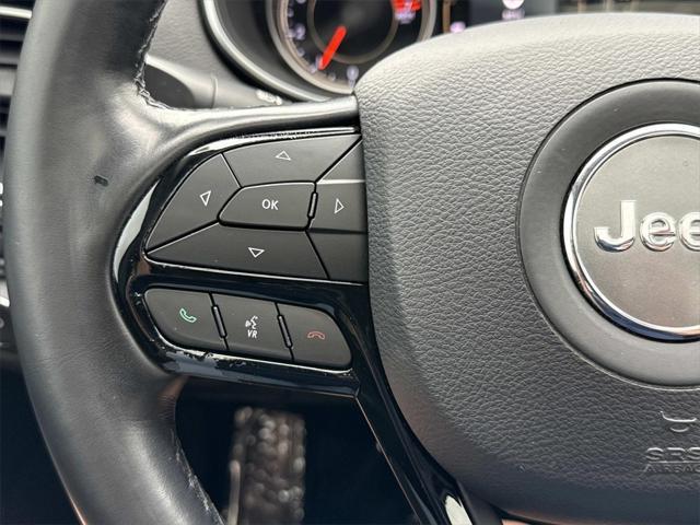 used 2020 Jeep Cherokee car, priced at $17,274