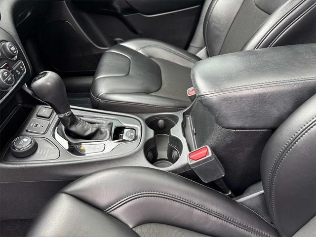 used 2020 Jeep Cherokee car, priced at $17,274