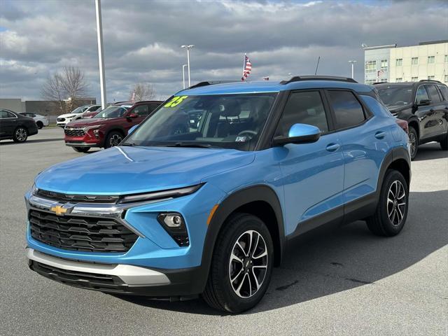 new 2025 Chevrolet TrailBlazer car, priced at $28,400