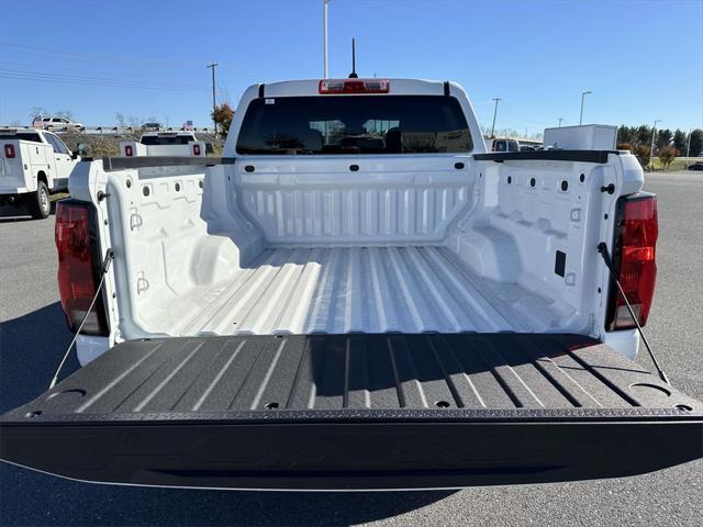 new 2024 Chevrolet Colorado car, priced at $34,999