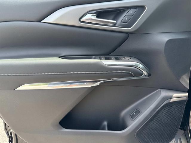 new 2025 Chevrolet Traverse car, priced at $46,310