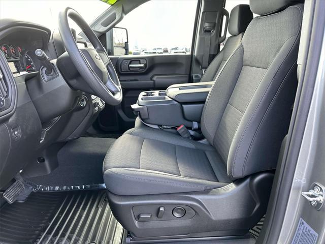 new 2025 Chevrolet Silverado 2500 car, priced at $52,999