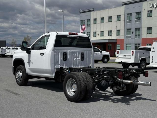 new 2025 Chevrolet Silverado 3500 car, priced at $61,873