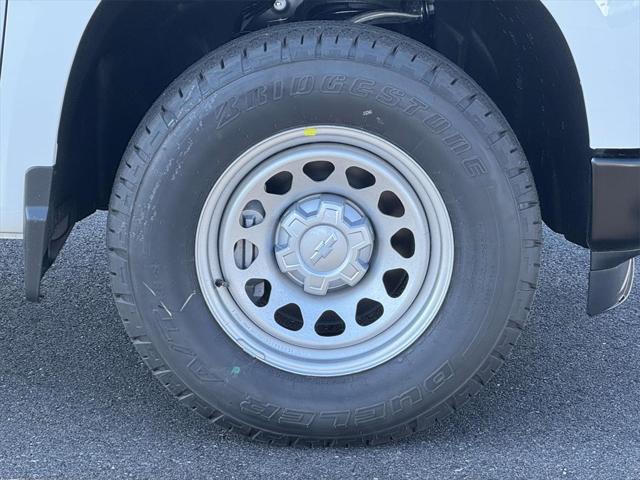 new 2025 Chevrolet Silverado 1500 car, priced at $42,650