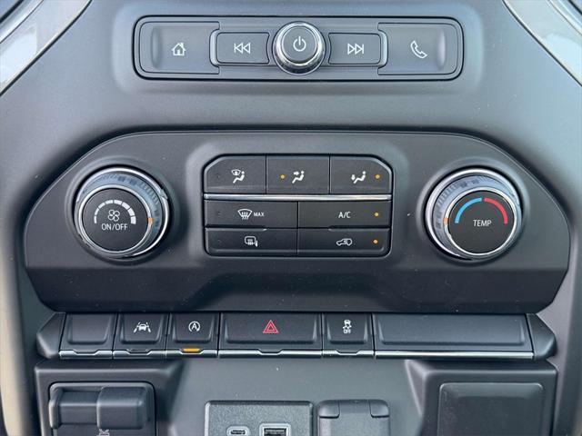 new 2025 Chevrolet Silverado 1500 car, priced at $42,650
