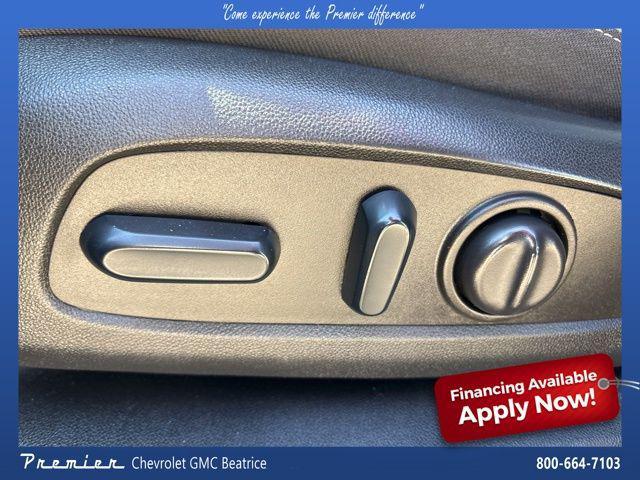 used 2022 Chevrolet Equinox car, priced at $19,951