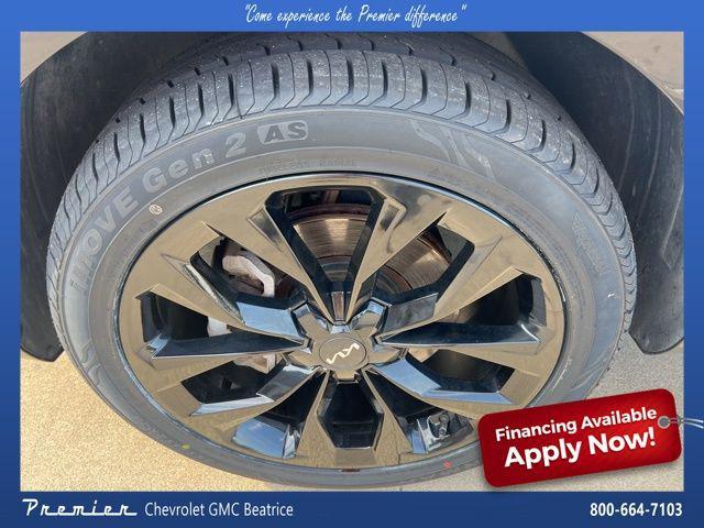 used 2022 Kia Sorento car, priced at $27,987