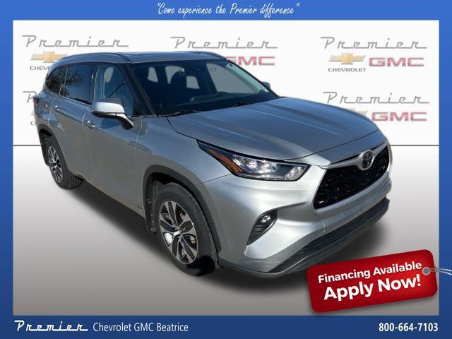 used 2020 Toyota Highlander car, priced at $24,000