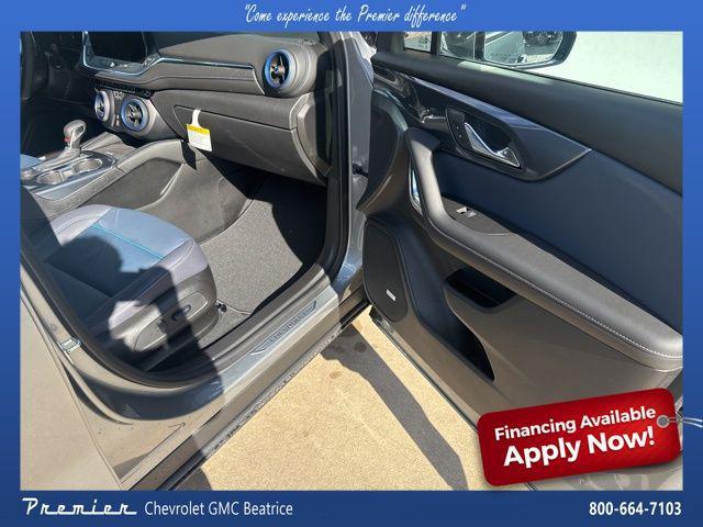 new 2025 Chevrolet Blazer car