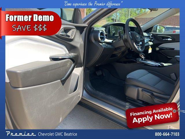 new 2025 Chevrolet Trax car, priced at $25,385