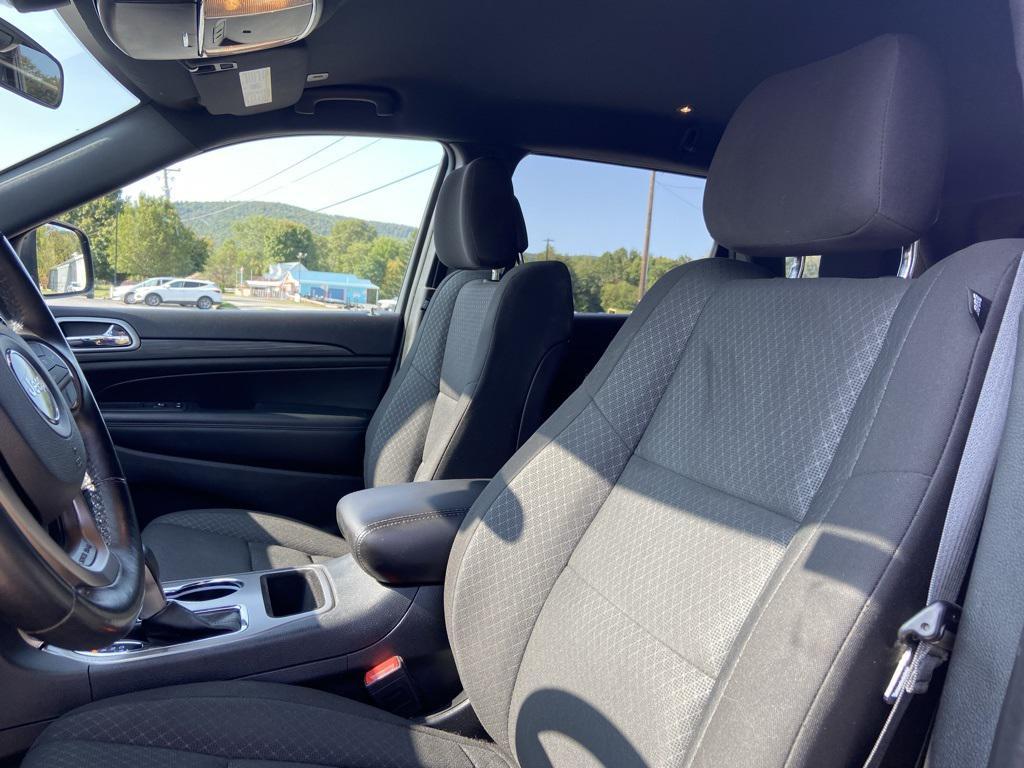 used 2021 Jeep Grand Cherokee car, priced at $20,795