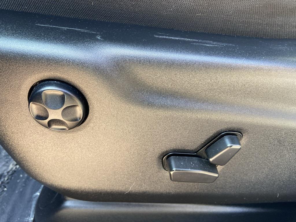 used 2021 Jeep Grand Cherokee car, priced at $20,795