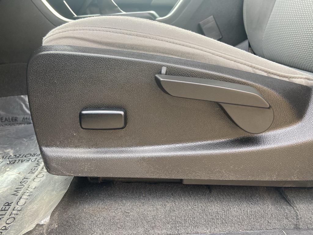 used 2022 Chevrolet Colorado car, priced at $19,995