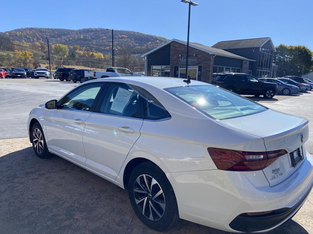 used 2024 Volkswagen Jetta car, priced at $17,994