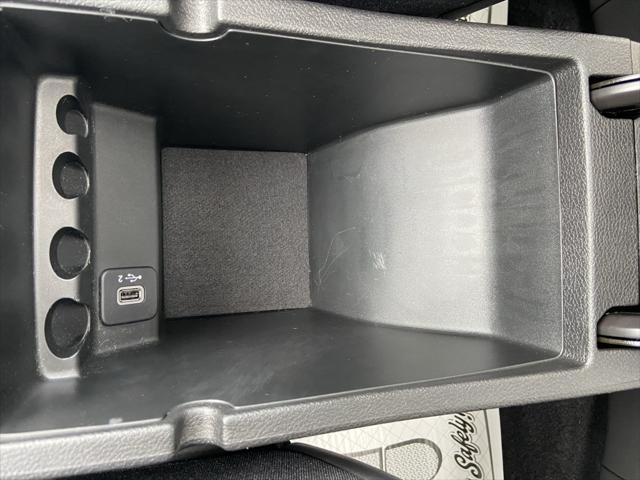 used 2021 Jeep Cherokee car, priced at $23,995