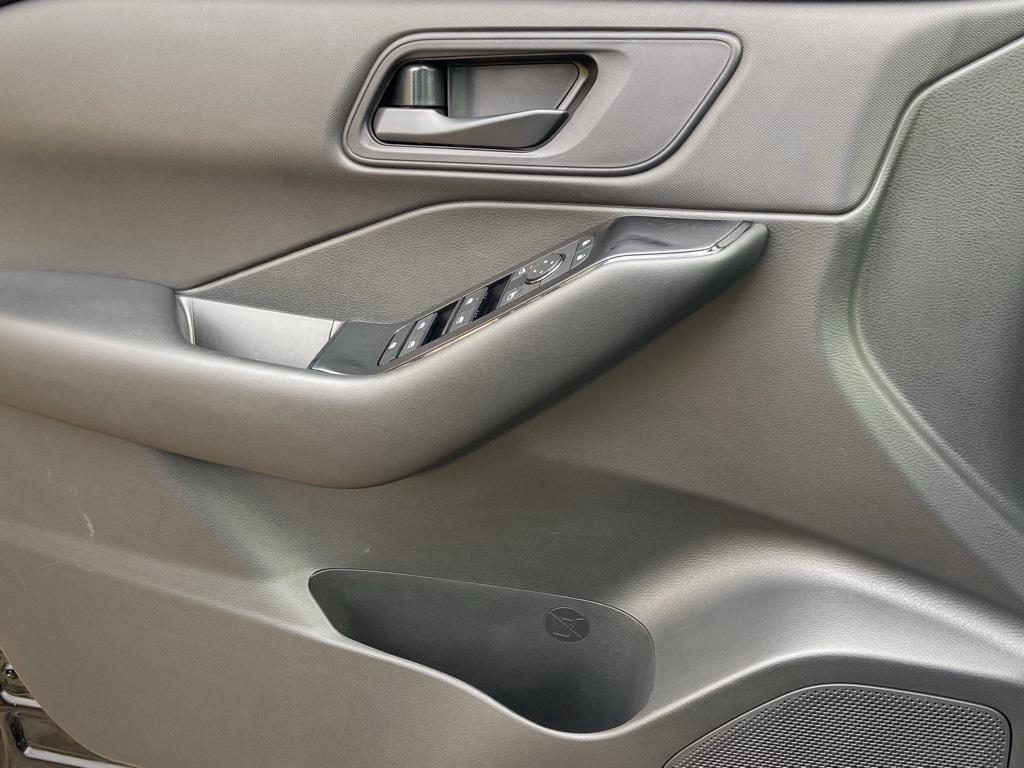 used 2024 Nissan Rogue car, priced at $21,995