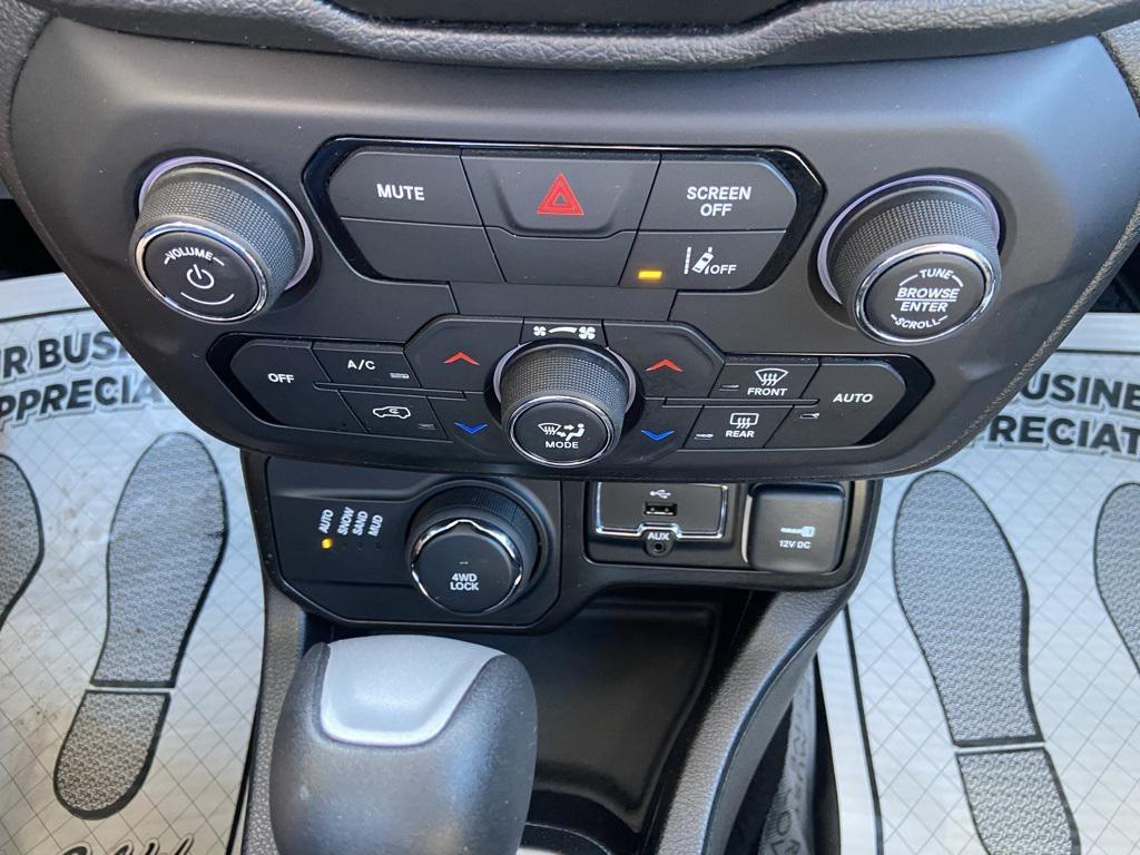 used 2022 Jeep Renegade car, priced at $17,795