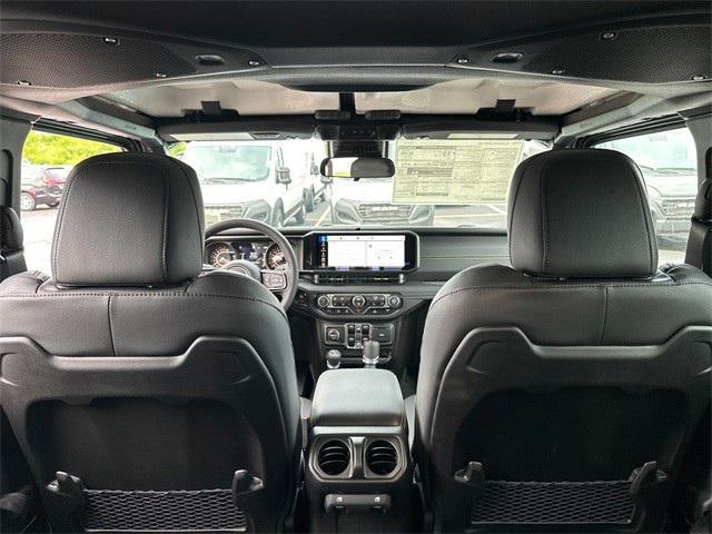 new 2025 Jeep Gladiator car, priced at $48,855