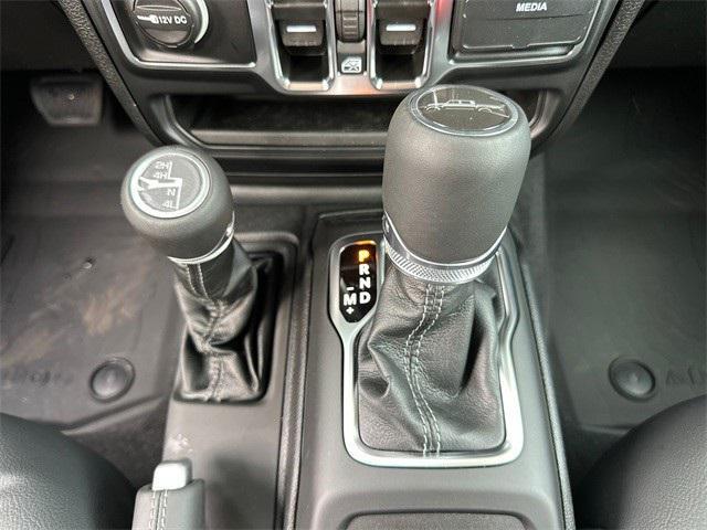 new 2025 Jeep Gladiator car, priced at $48,855