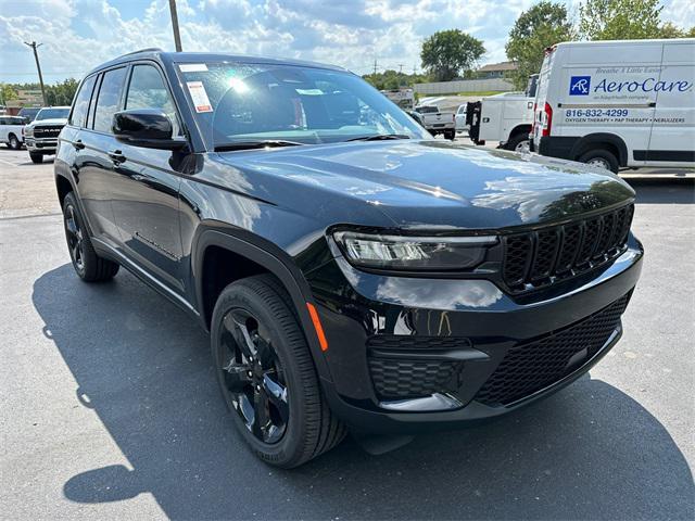 new 2024 Jeep Grand Cherokee car, priced at $48,675