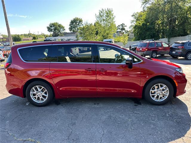 new 2025 Chrysler Pacifica car, priced at $49,110