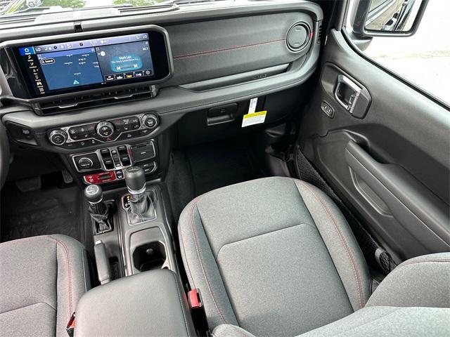 new 2025 Jeep Gladiator car, priced at $60,040