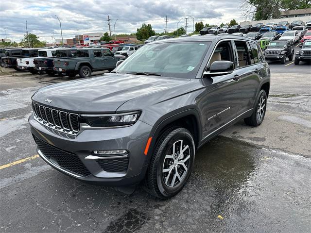 used 2024 Jeep Grand Cherokee car, priced at $40,980