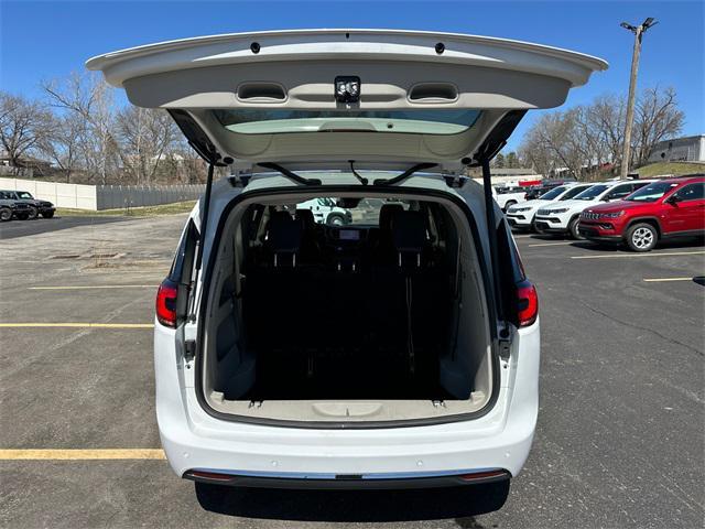 used 2022 Chrysler Pacifica car, priced at $20,700