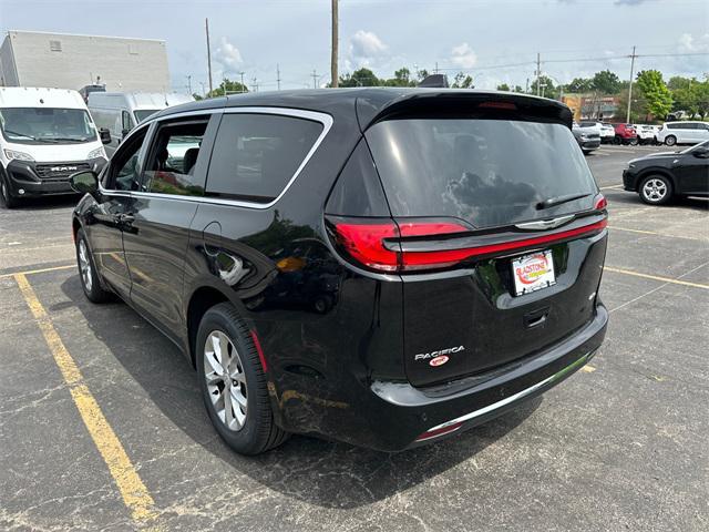 new 2025 Chrysler Pacifica car, priced at $51,610