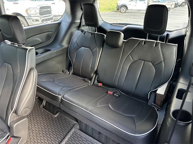 new 2026 Chrysler Pacifica car
