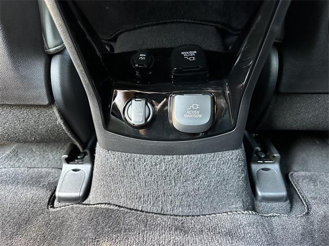 used 2024 Kia Sorento car, priced at $37,980