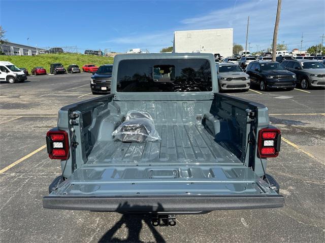 new 2025 Jeep Gladiator car, priced at $59,545