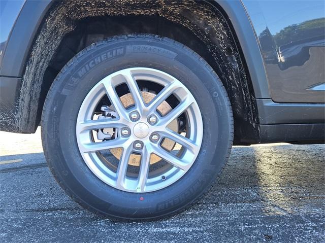 new 2024 Jeep Grand Cherokee car, priced at $36,521