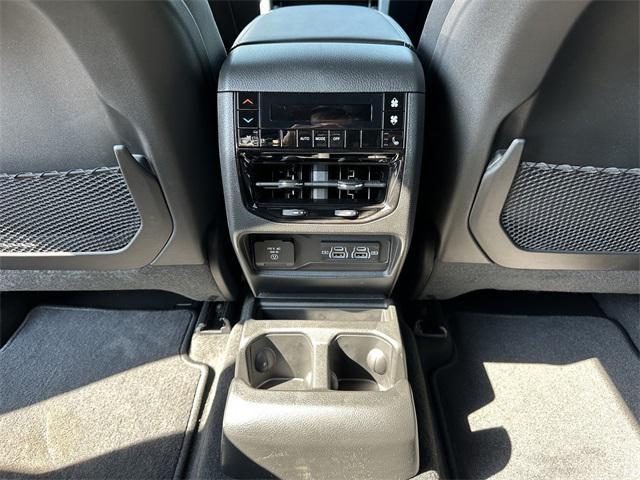 new 2025 Jeep Grand Cherokee L car, priced at $57,760