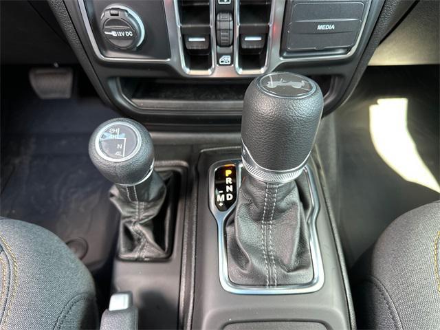 new 2025 Jeep Wrangler car, priced at $52,485