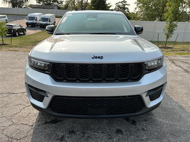 new 2024 Jeep Grand Cherokee car, priced at $48,675