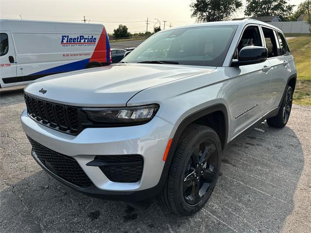 new 2024 Jeep Grand Cherokee car, priced at $48,675