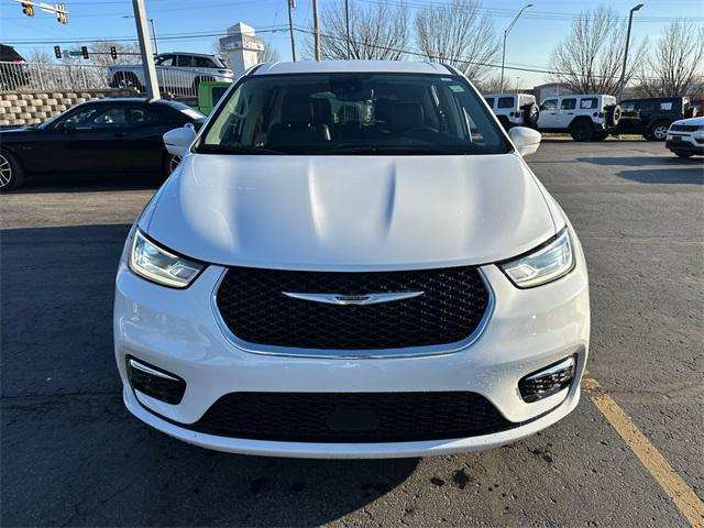 used 2022 Chrysler Pacifica Hybrid car, priced at $20,998