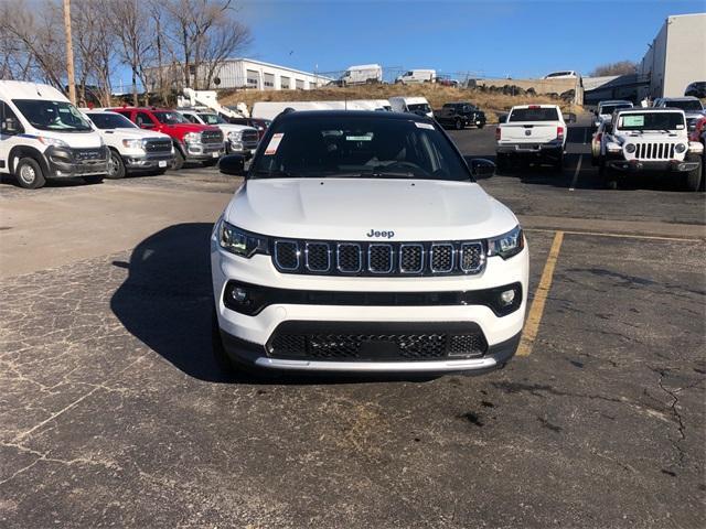 new 2024 Jeep Compass car, priced at $32,404