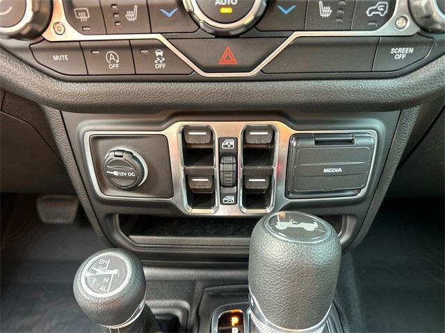 new 2025 Jeep Wrangler car, priced at $51,540