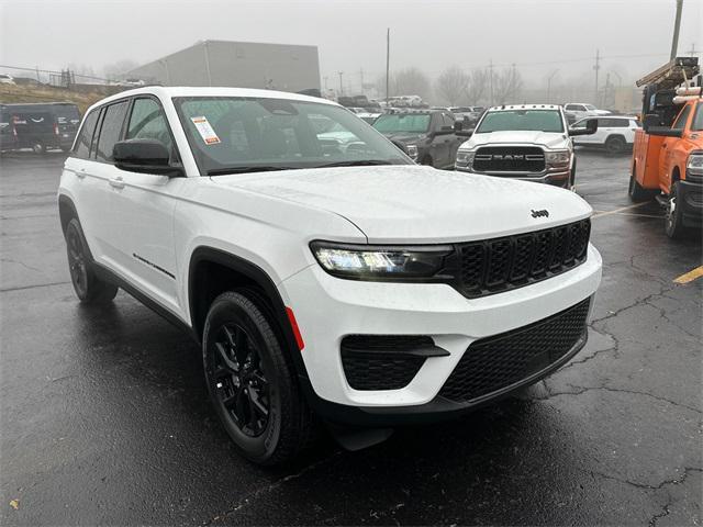 used 2024 Jeep Grand Cherokee car, priced at $35,420